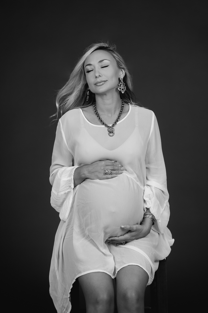 Reagan Charleston Thomas New Orleans Studio Maternity Portraits